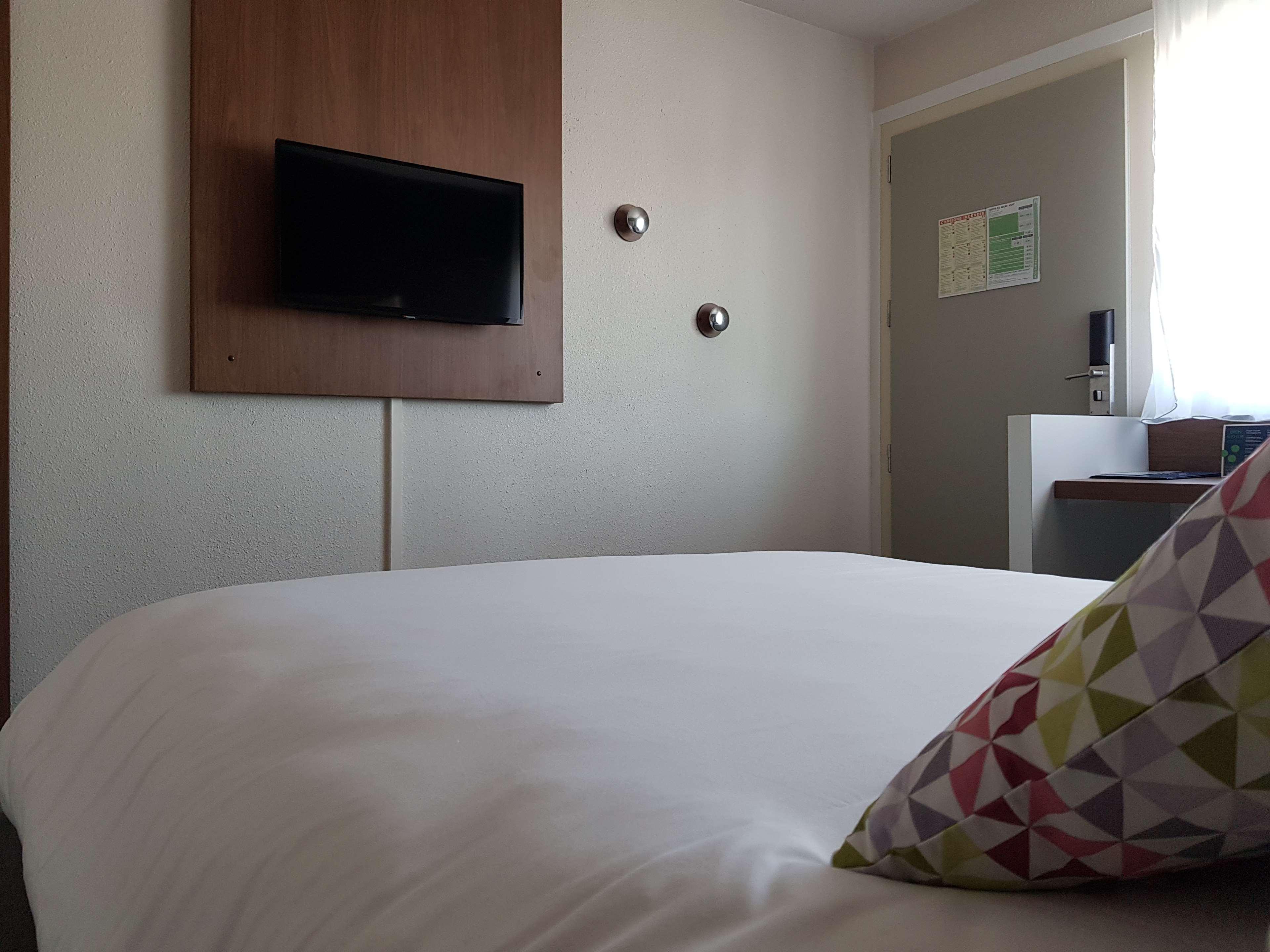 Campanile Toulouse - Blagnac Aeroport Hotell Exteriör bild