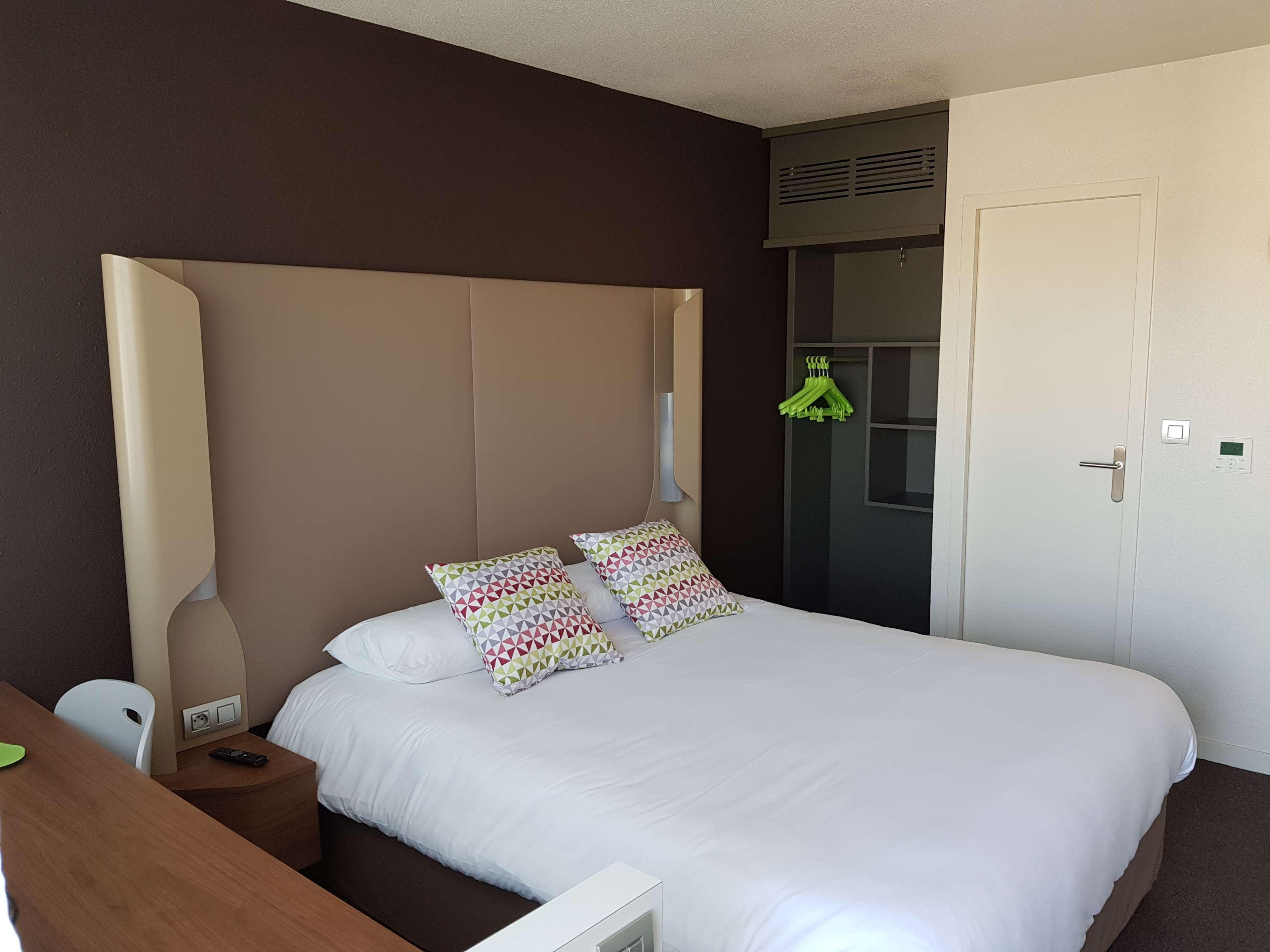 Campanile Toulouse - Blagnac Aeroport Hotell Exteriör bild