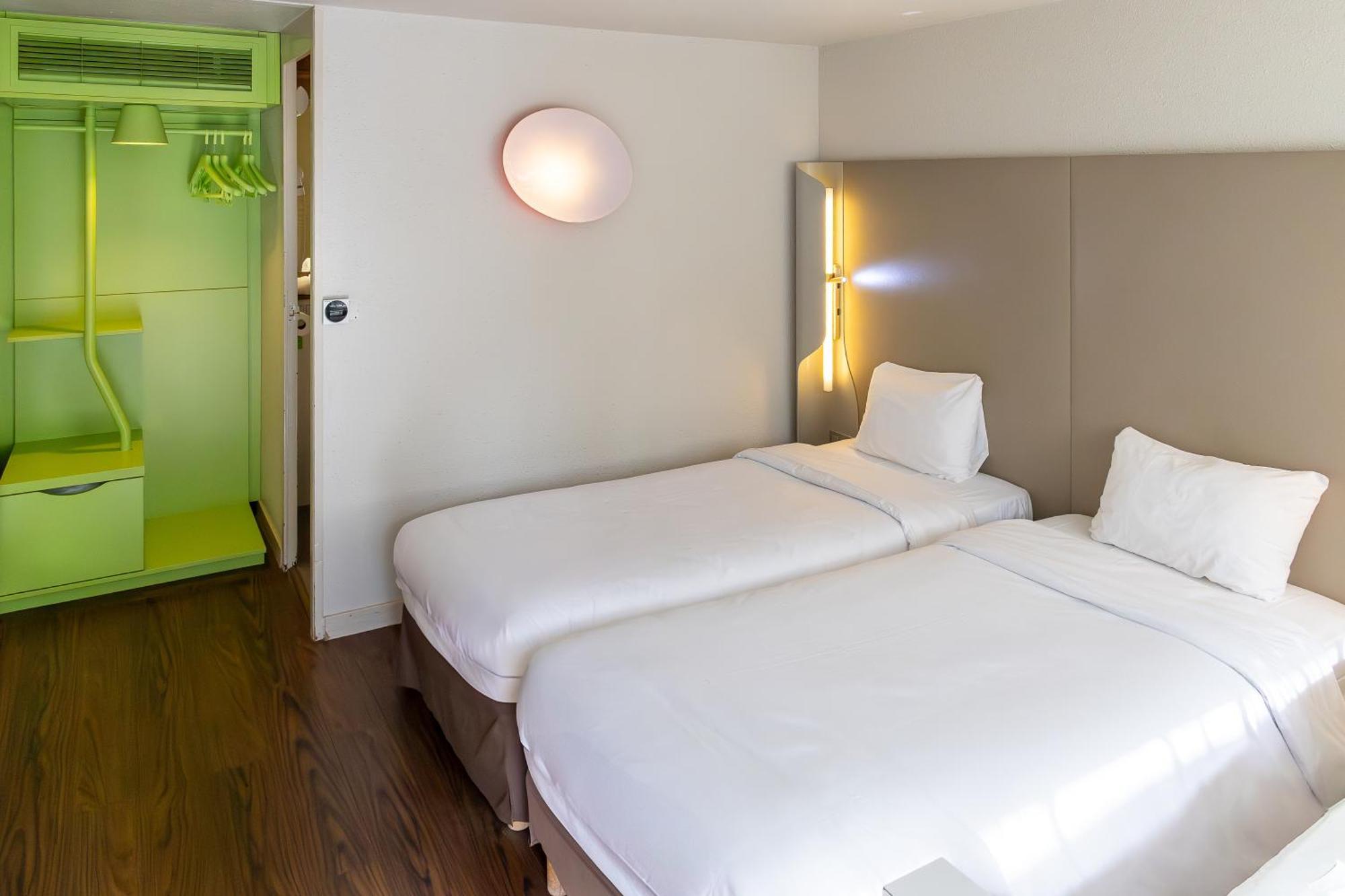Campanile Toulouse - Blagnac Aeroport Hotell Exteriör bild